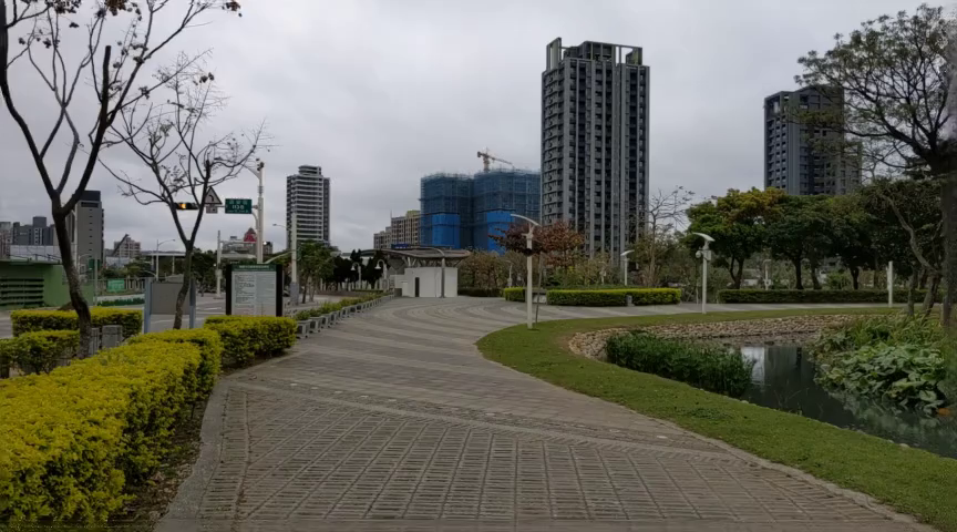 intense_forward2